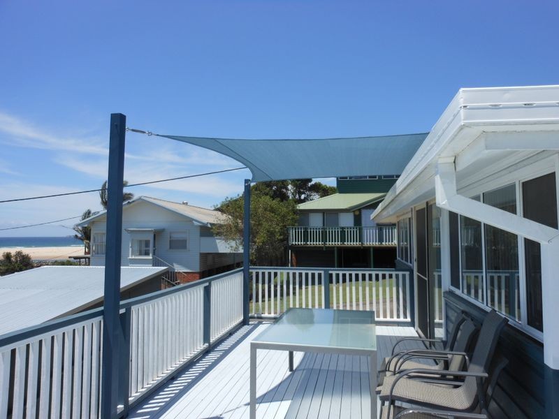 7 Church Street, Harrington NSW 2427