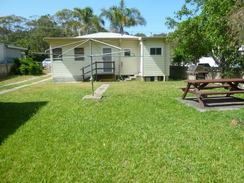 13 Crowdy Street, Harrington NSW 2427