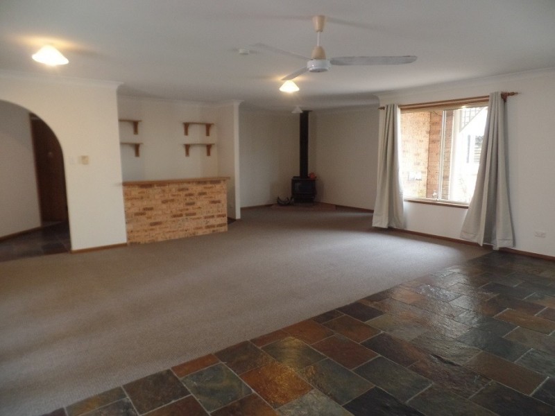 34 Katherine Crescent, Green Point NSW 2251