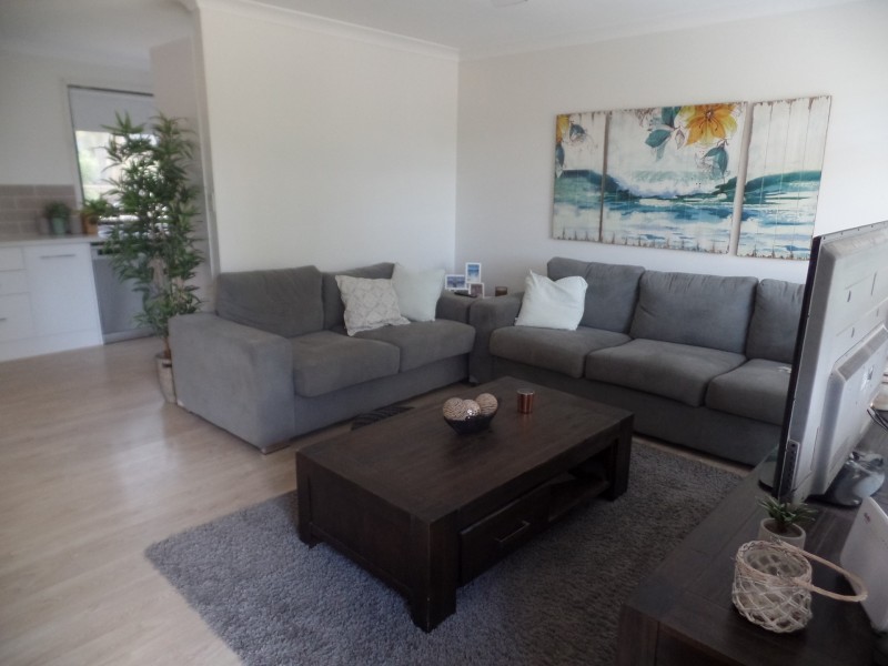 56 James Sea Drive, Green Point NSW 2251