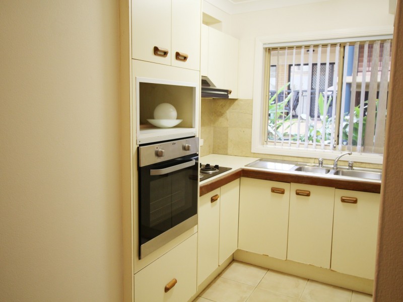 1/70 Karalta Road, Erina NSW 2250