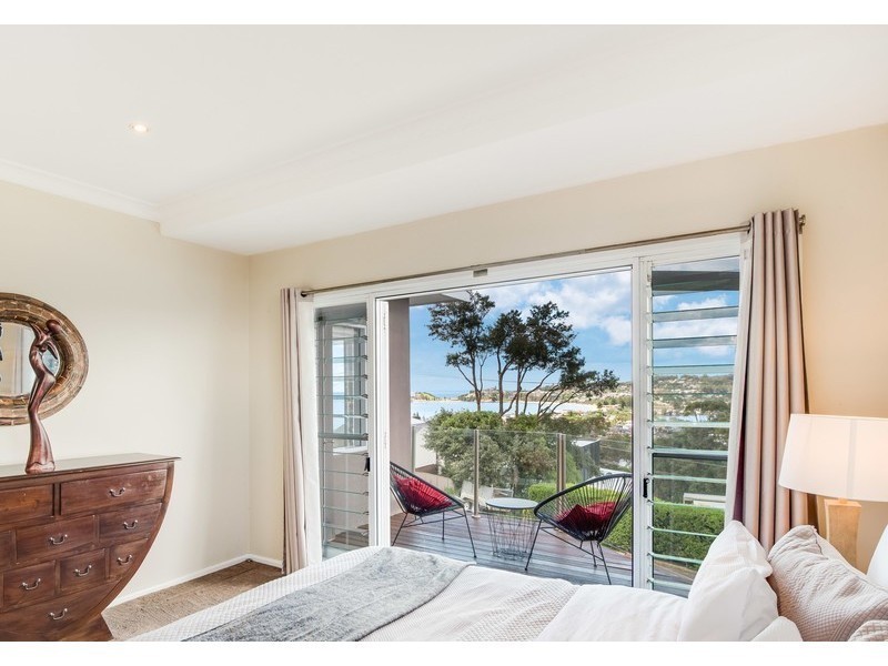 39 McGee Avenue, Wamberal NSW 2260