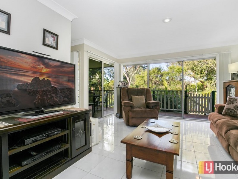 4 Kuburra Rd, Erina NSW 2250
