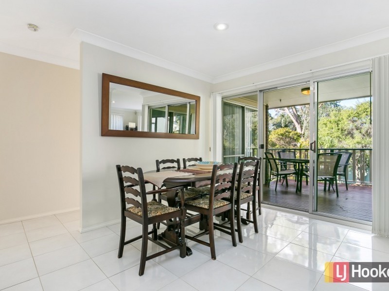 4 Kuburra Rd, Erina NSW 2250