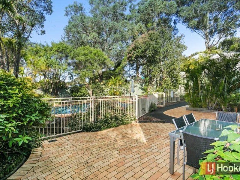4 Kuburra Rd, Erina NSW 2250