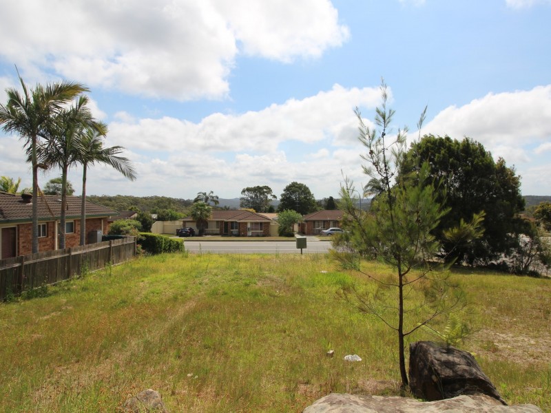 35 Carmel Crescent, Kariong NSW 2250