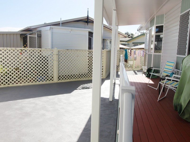 35 First Avenue Broadlands Estate, Green Point NSW 2251