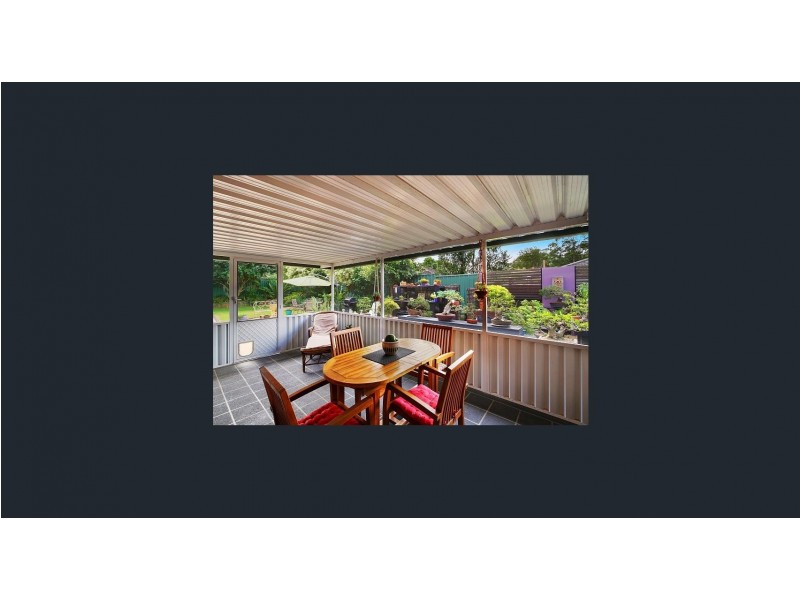 10 Camden Close, Point Clare NSW 2250