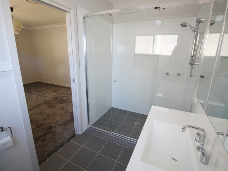 11 Aires Close, Erina NSW 2250