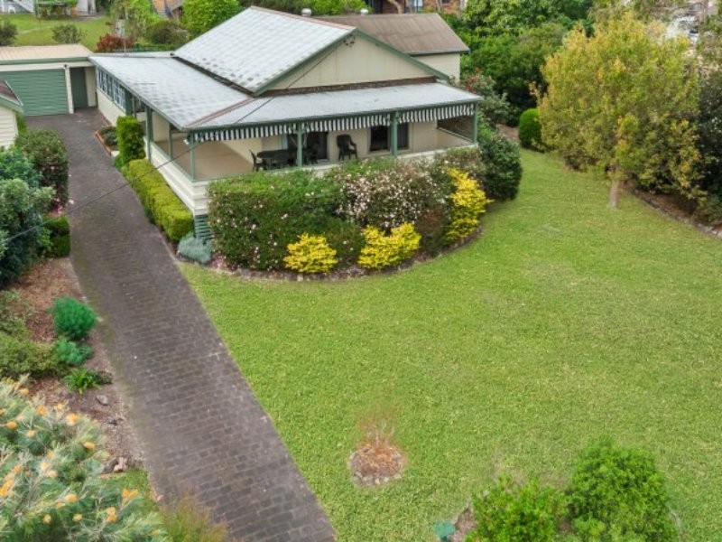 20 Edgewater Avenue, Green Point NSW 2251