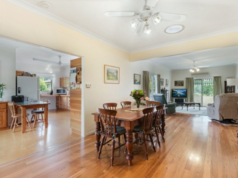 20 Edgewater Avenue, Green Point NSW 2251