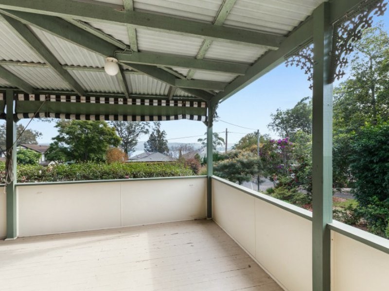 20 Edgewater Avenue, Green Point NSW 2251