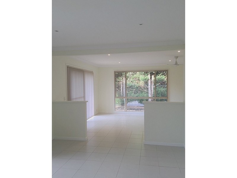 18 Eden Grove, Erina NSW 2250