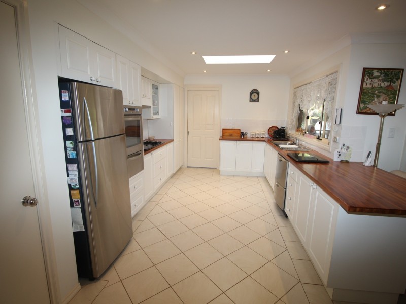 10 Poplar Close, Springfield NSW 2250