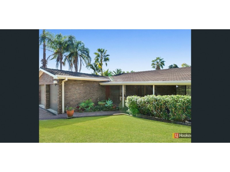 30 Beveridge Drive, Green Point NSW 2251