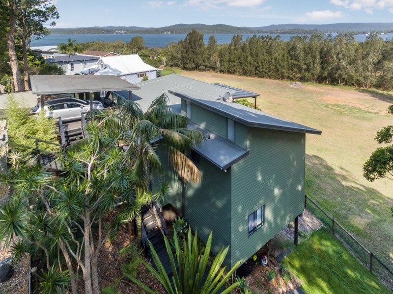 60 Broadwater Drive, Saratoga NSW 2251