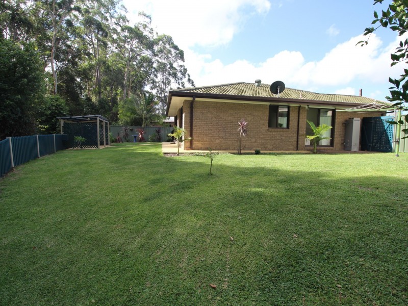 8 Kareel Close, Erina NSW 2250