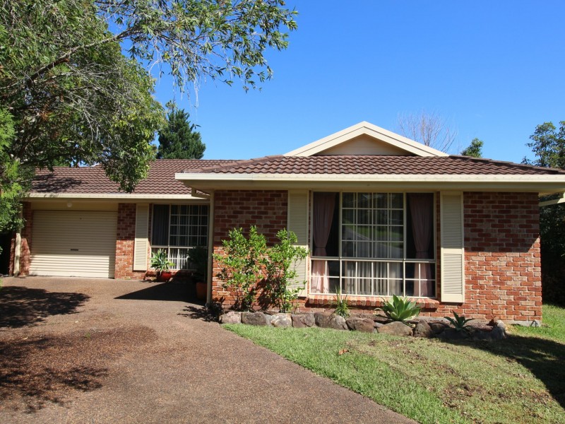 9 Stephen Close, Green Point NSW 2251