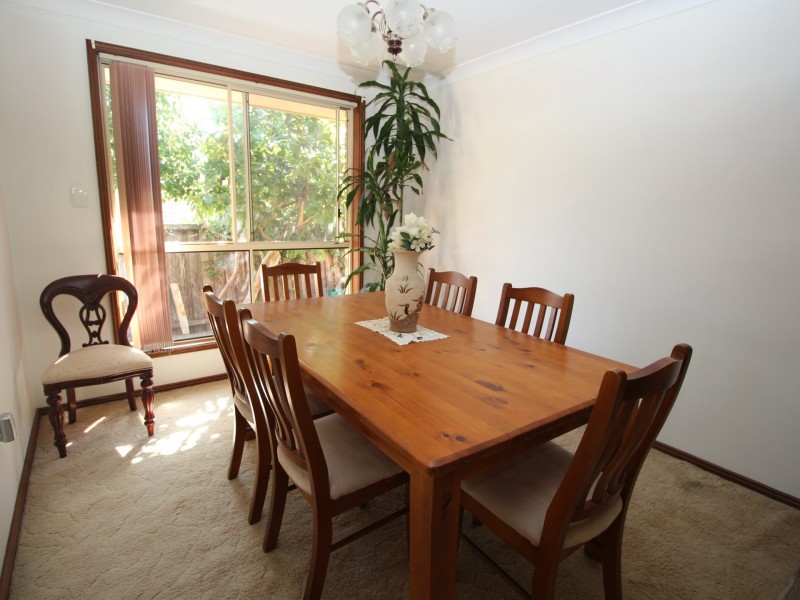 9 Stephen Close, Green Point NSW 2251
