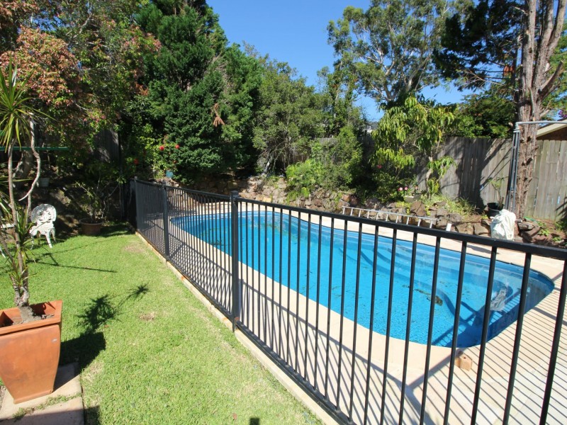 9 Stephen Close, Green Point NSW 2251