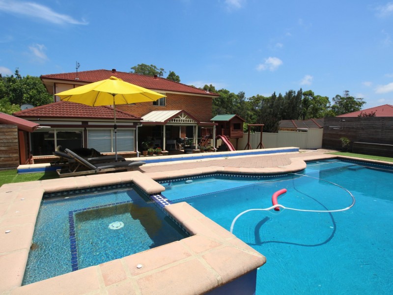 44 Bannister Drive, Erina NSW 2250