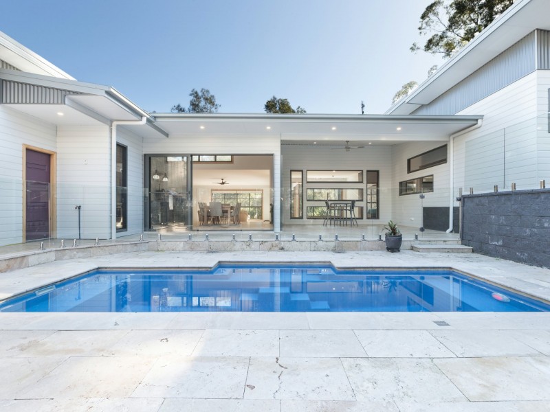 260 Avoca Drive, Avoca Beach NSW 2251