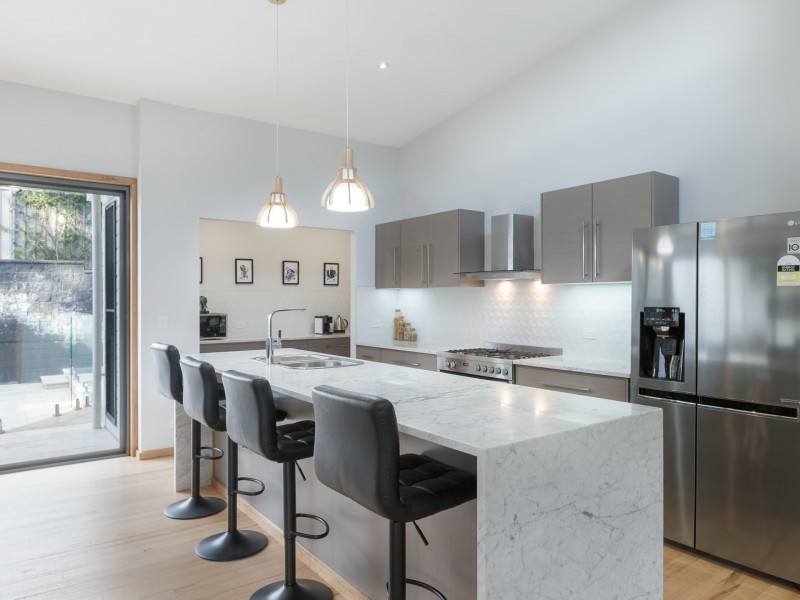 260 Avoca Drive, Avoca Beach NSW 2251