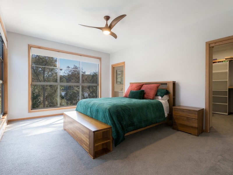 260 Avoca Drive, Avoca Beach NSW 2251