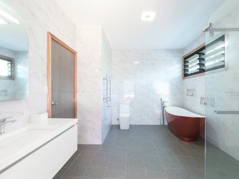260 Avoca Drive, Avoca Beach NSW 2251
