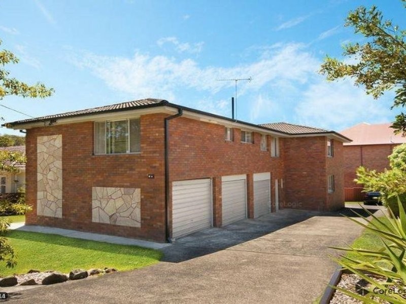 Apartment 2/17A Frederick St, Point Frederick NSW 2250