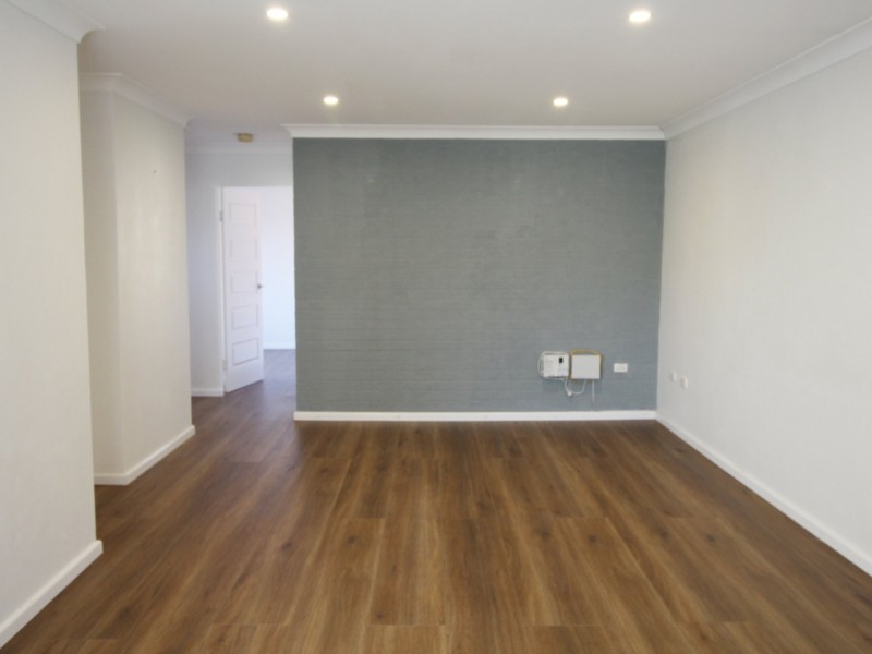 Apartment 2/17A Frederick St, Point Frederick NSW 2250