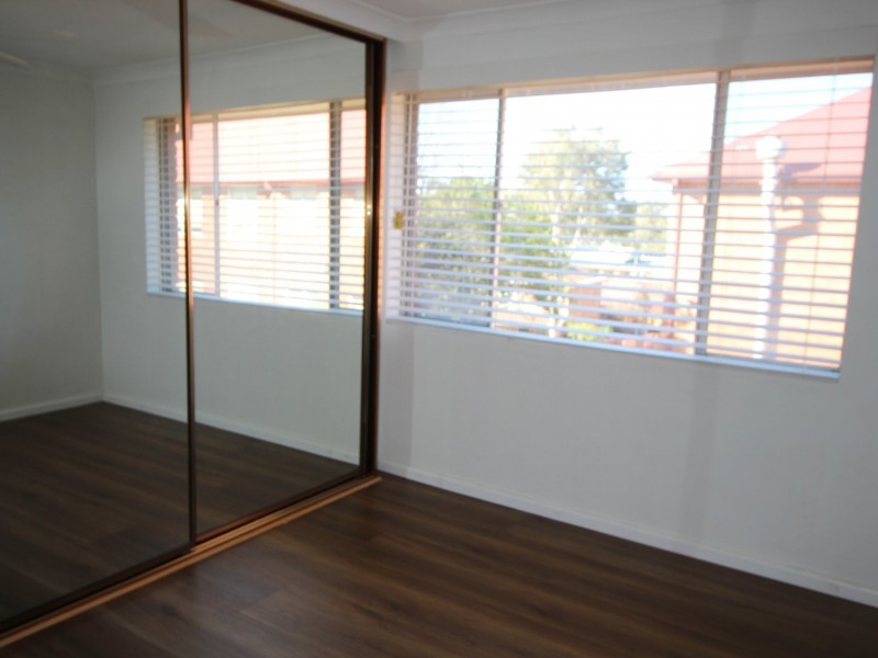 Apartment 2/17A Frederick St, Point Frederick NSW 2250