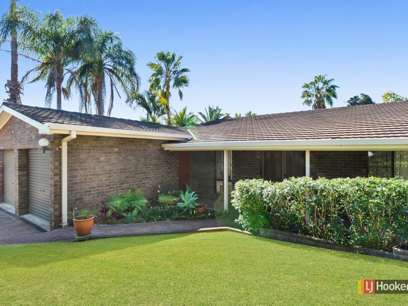 30 Beveridge Drive, Green Point NSW 2251