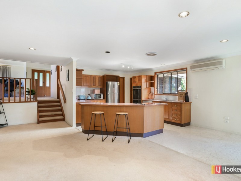 30 Beveridge Drive, Green Point NSW 2251