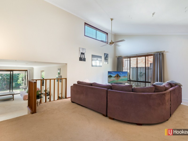 30 Beveridge Drive, Green Point NSW 2251