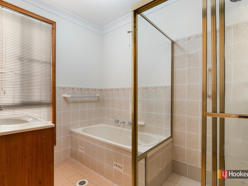 30 Beveridge Drive, Green Point NSW 2251