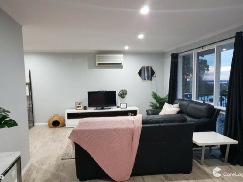 56 Kilkenny Parade, Berkeley Vale NSW 2261