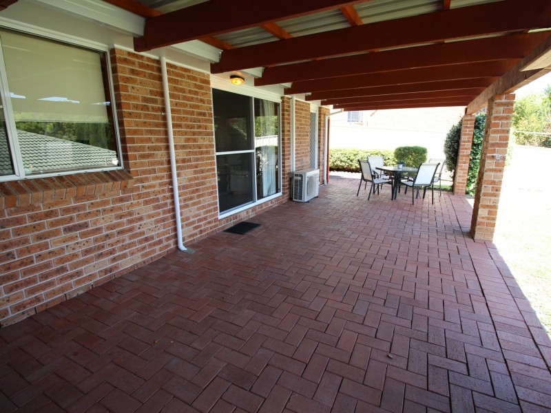 10 James Sea Drive, Green Point NSW 2251