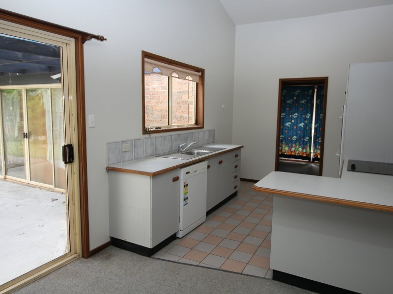 36 Narrawa Ave, Erina NSW 2250