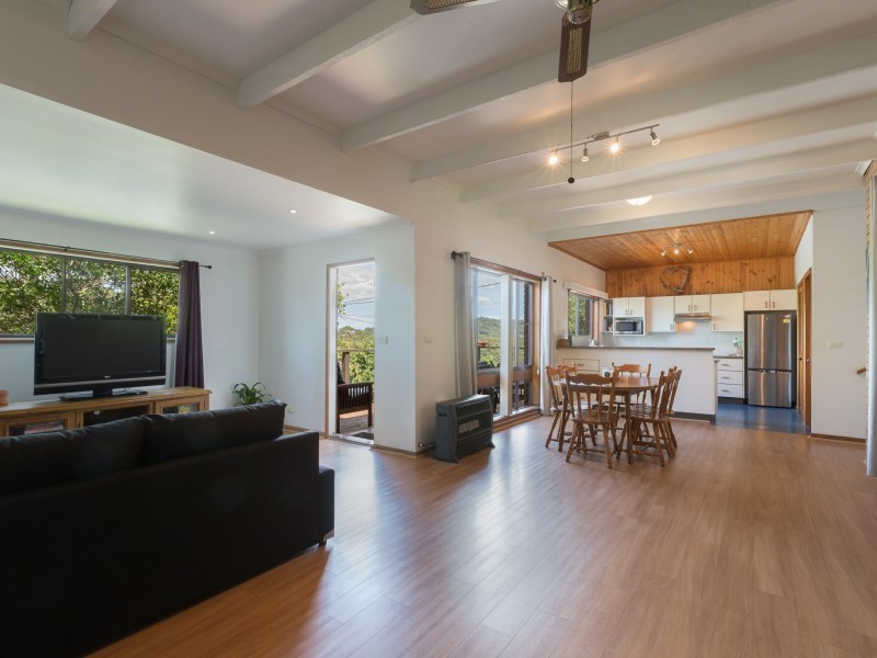 13 Kimberley Ave, Narara NSW 2250