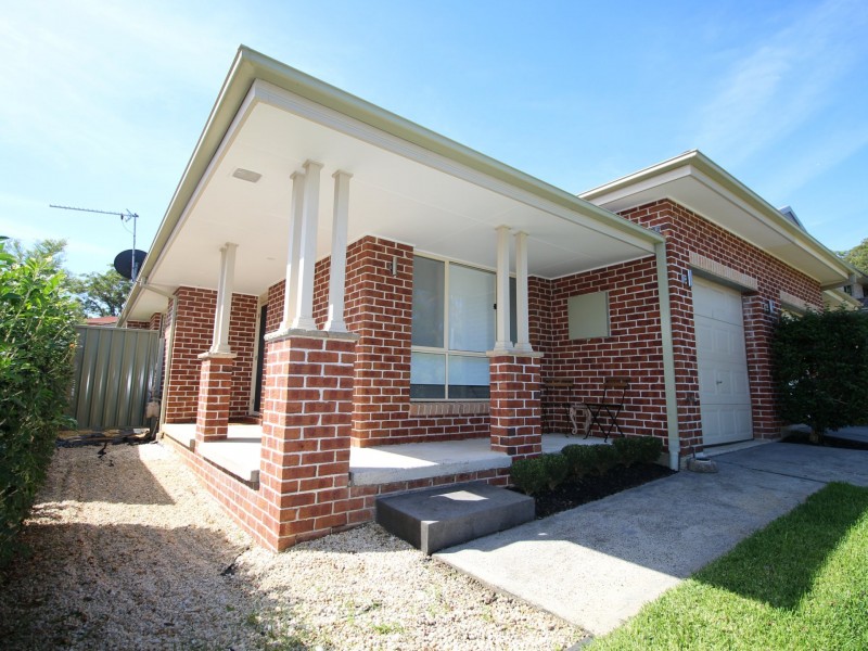 1/5 Day Dawn Place, Erina NSW 2250
