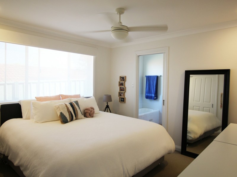 1/5 Day Dawn Place, Erina NSW 2250