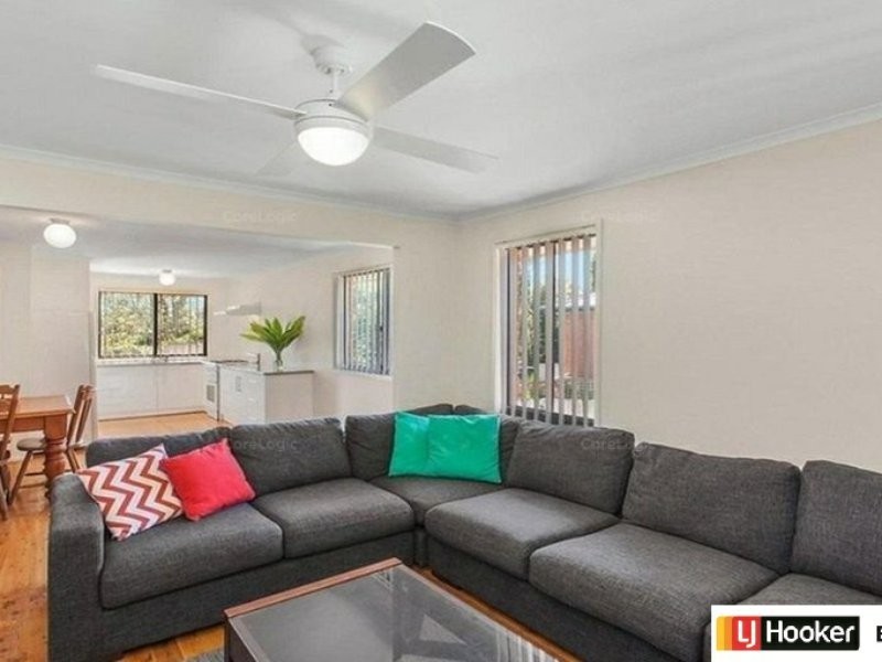 13 Katherine Crescent, Green Point NSW 2251