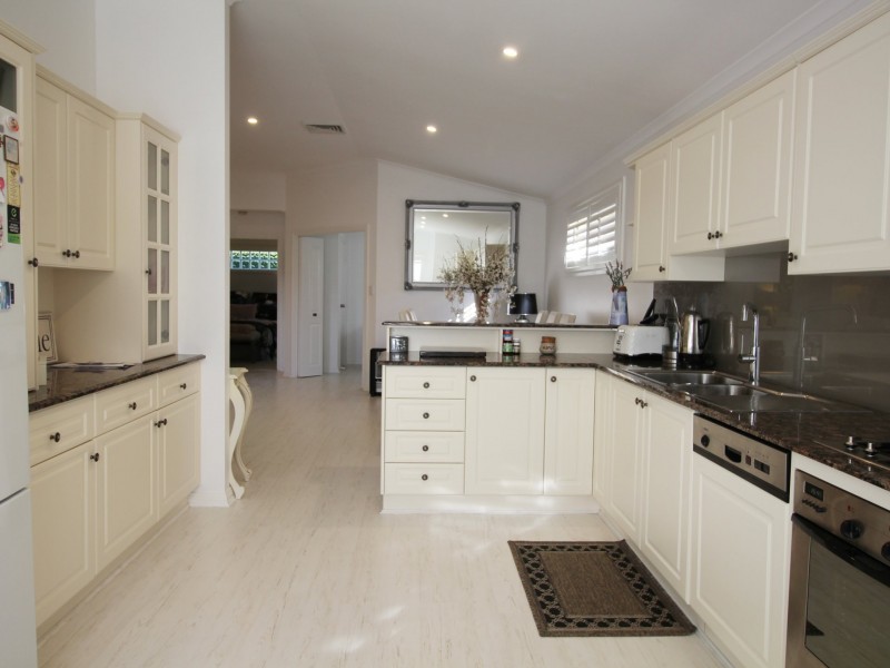 118/61 Pine Needles Karalta Road, Erina NSW 2250 LJ Hooker Erina Sold