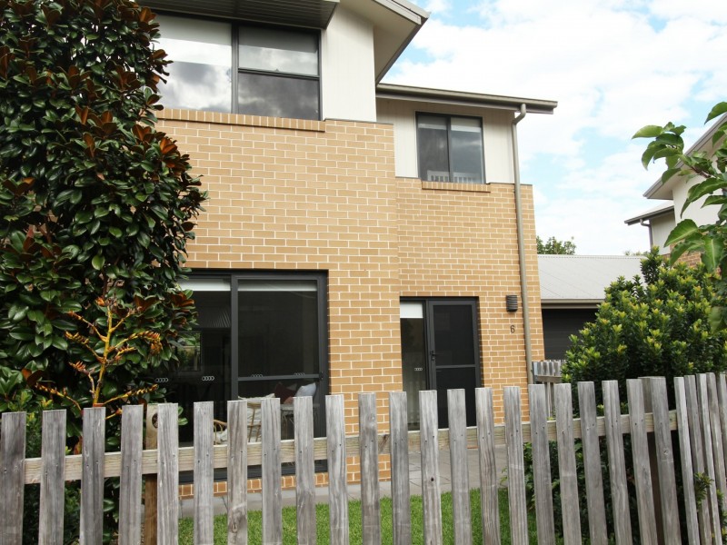 6/6A Carrak Rd, Kincumber NSW 2251