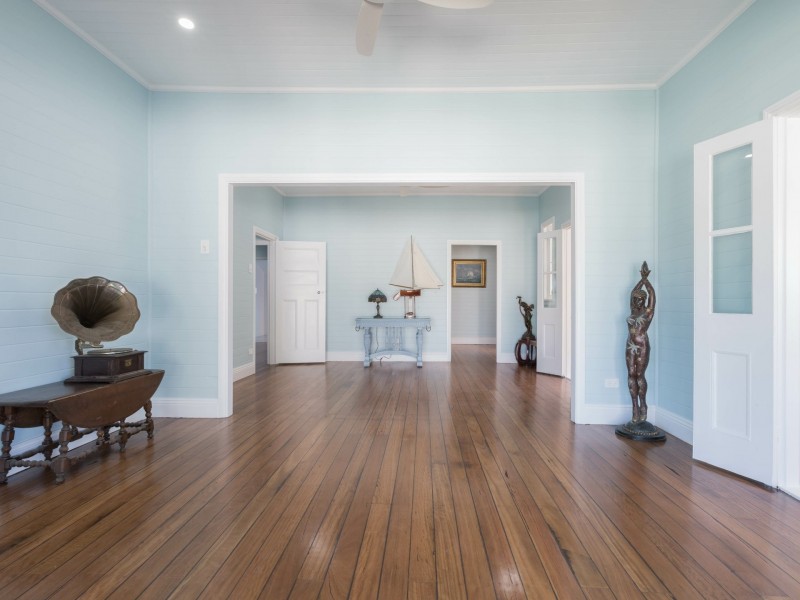 5 Coogee Rd, Point Clare NSW 2250