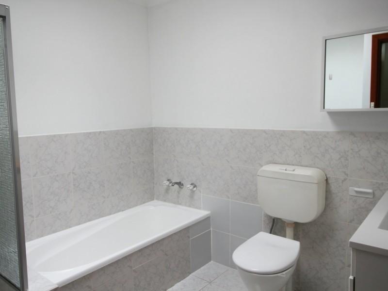 Apartment Unit 3/197 The Round Drive, Avoca Beach NSW 2251