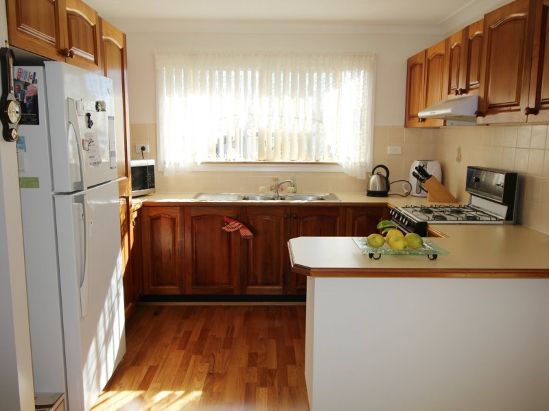 10 Seconds Ave, Broadlands Estate, Green Point NSW 2251