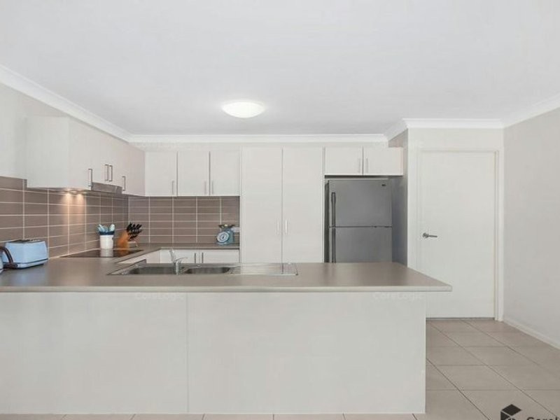 4 Sinclair Crescent, Wyong NSW 2259