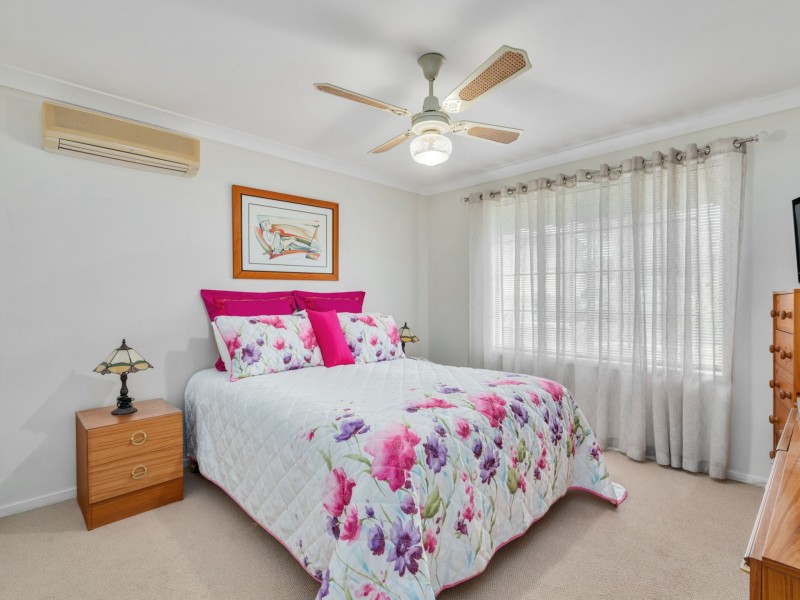 32 Debra Anne Drive, Bateau Bay NSW 2261